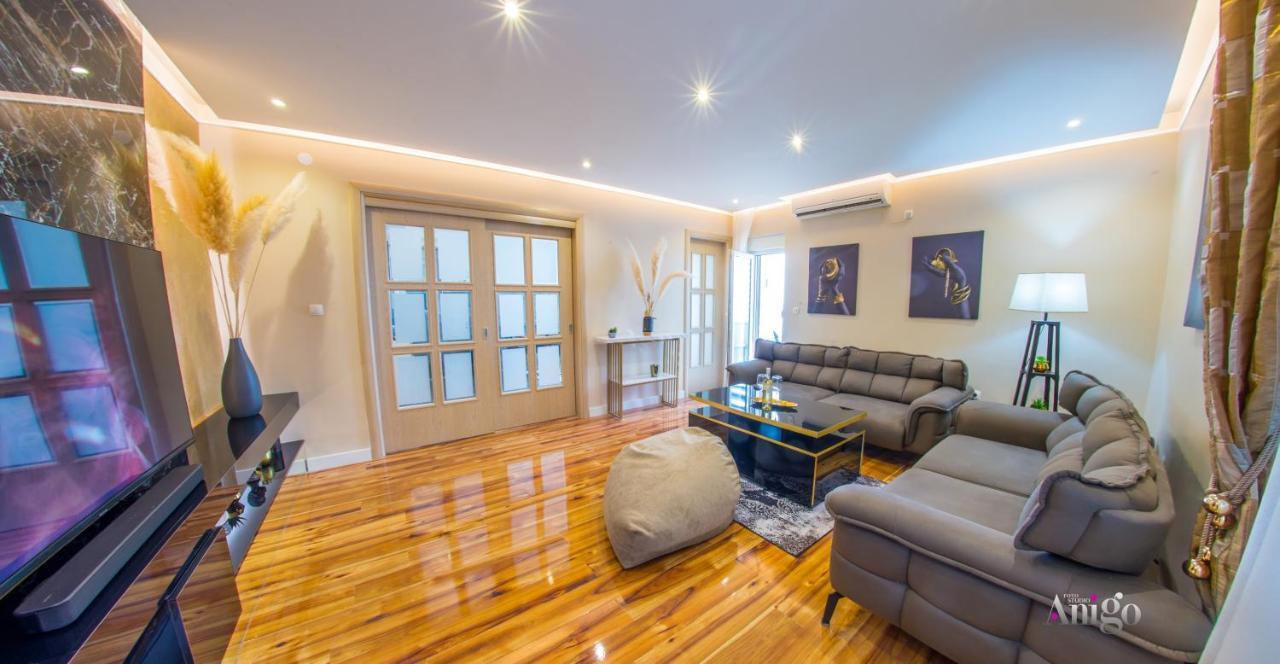 Luxury Apartment Black And Gold Mostar Luaran gambar