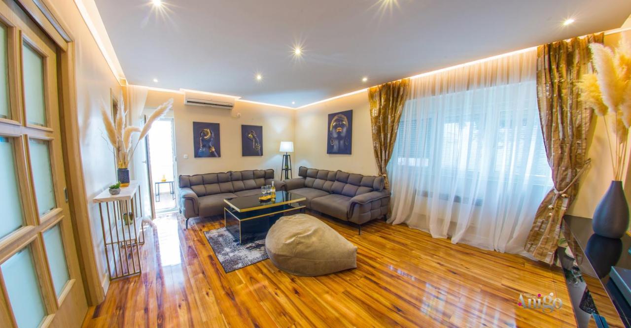 Luxury Apartment Black And Gold Mostar Luaran gambar