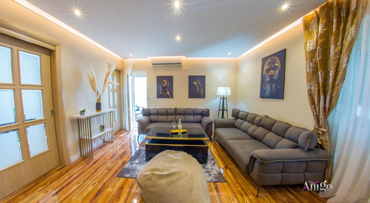 Luxury Apartment Black And Gold Mostar Luaran gambar