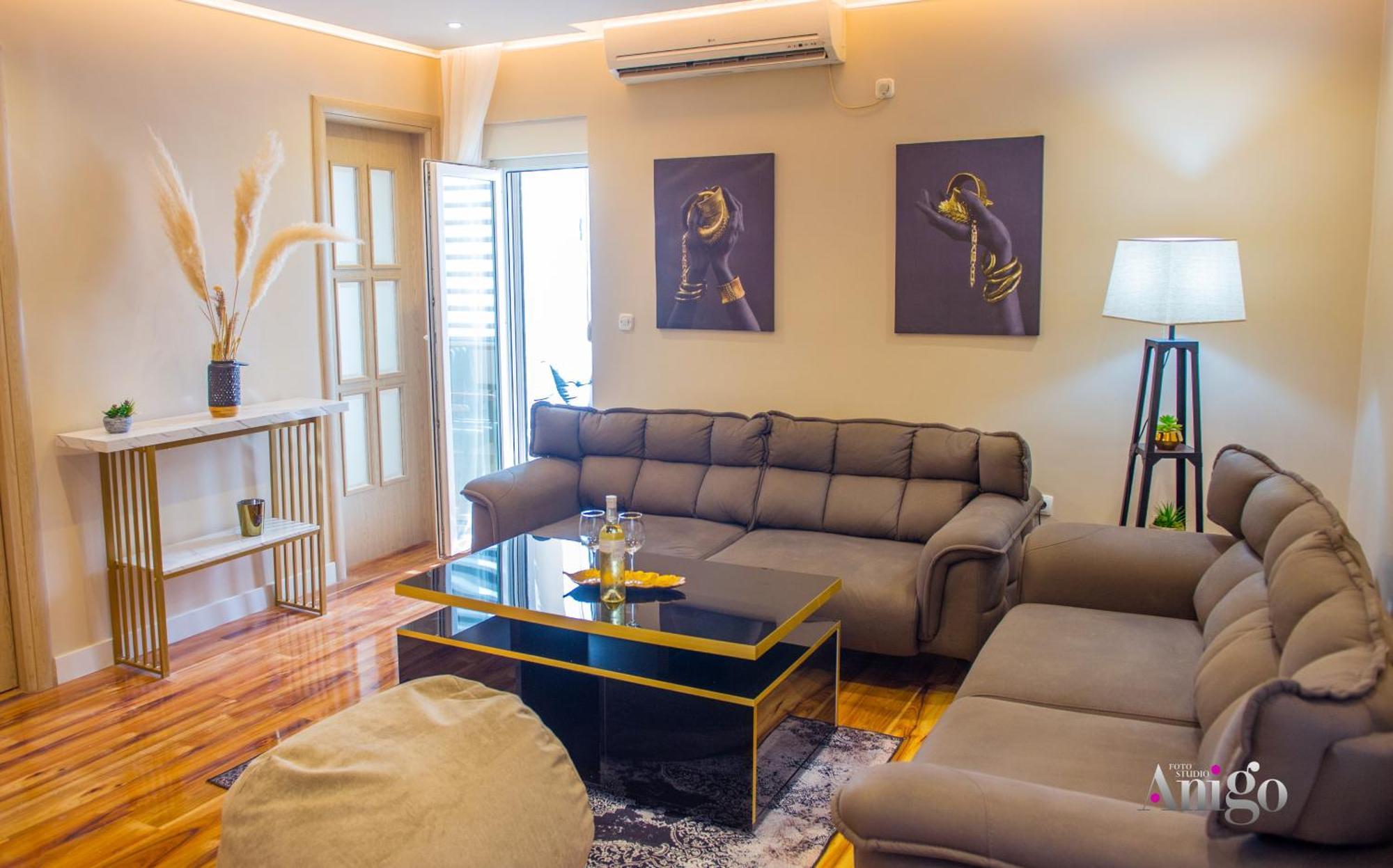 Luxury Apartment Black And Gold Mostar Luaran gambar