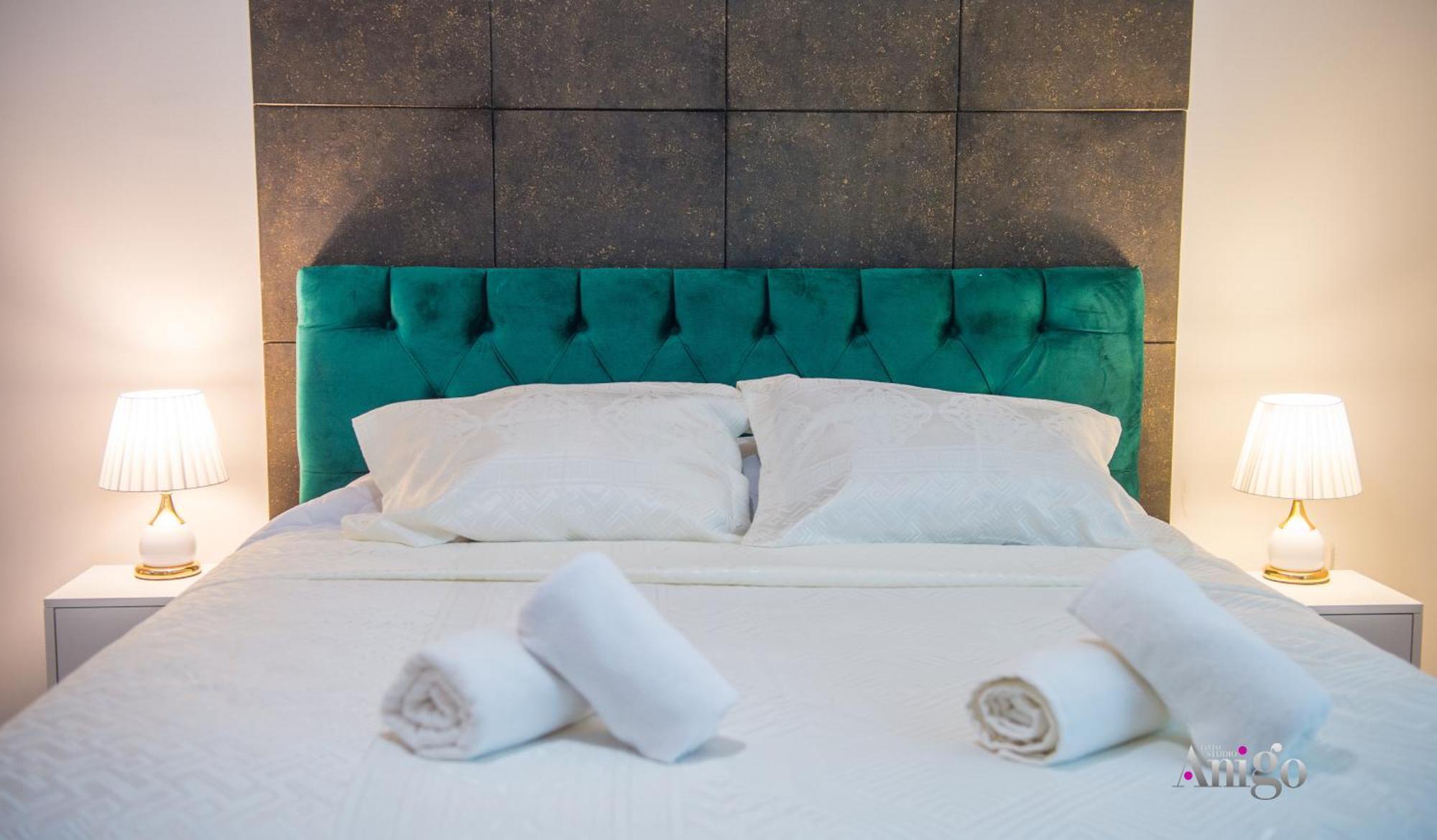 Luxury Apartment Black And Gold Mostar Luaran gambar