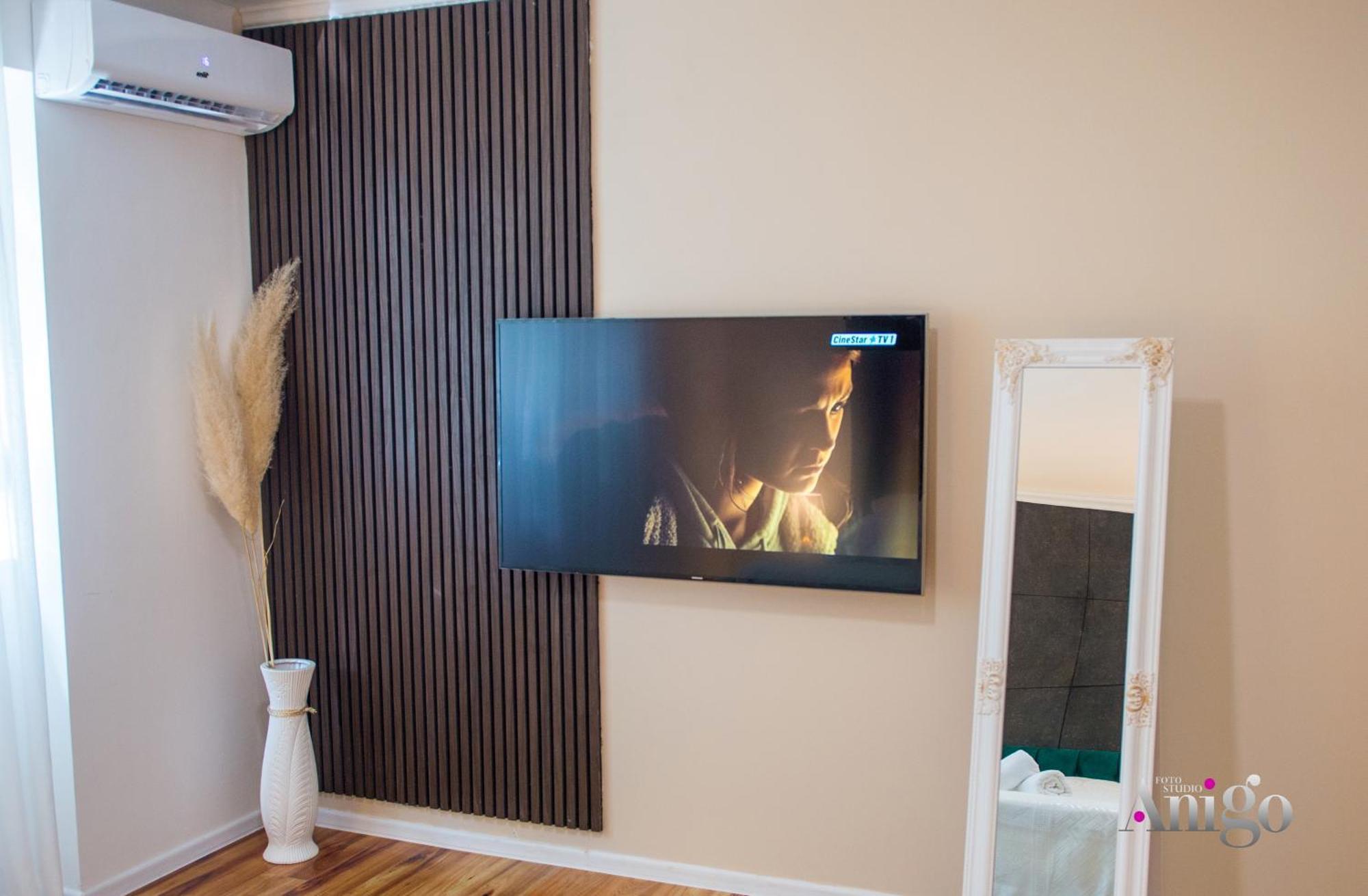 Luxury Apartment Black And Gold Mostar Luaran gambar