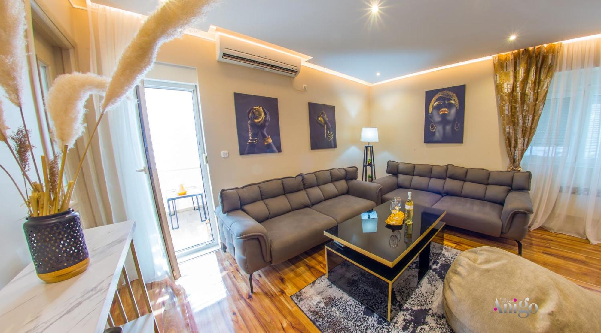 Luxury Apartment Black And Gold Mostar Luaran gambar